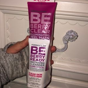 Be Clear Foam Cleansers